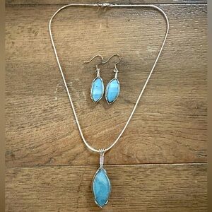 Etna Slag Pendant set in 935 Silver wire on Silver Necklace with Drop Earrings